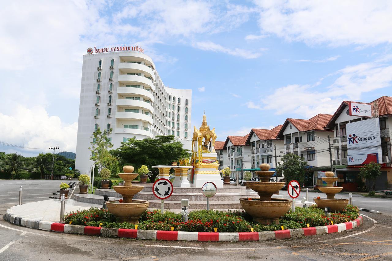 Grande Southern Hotel Thung Song Exterior photo